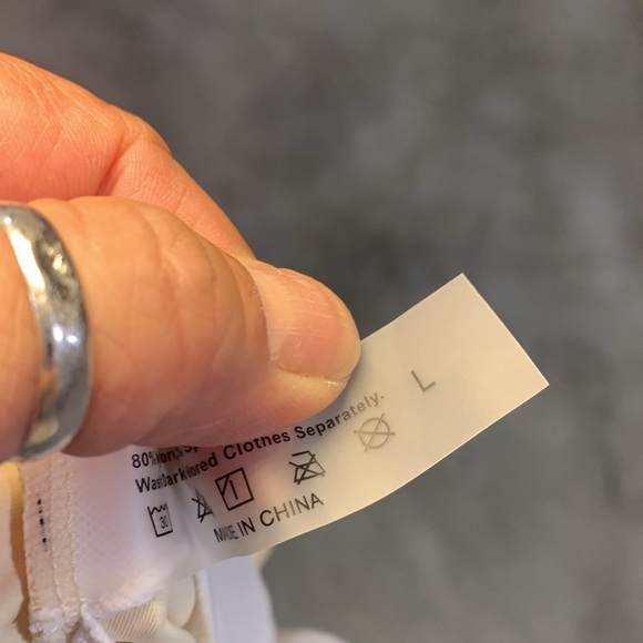 SHEIN Cut Out Sides Swimsuit - Picture 4 of 4